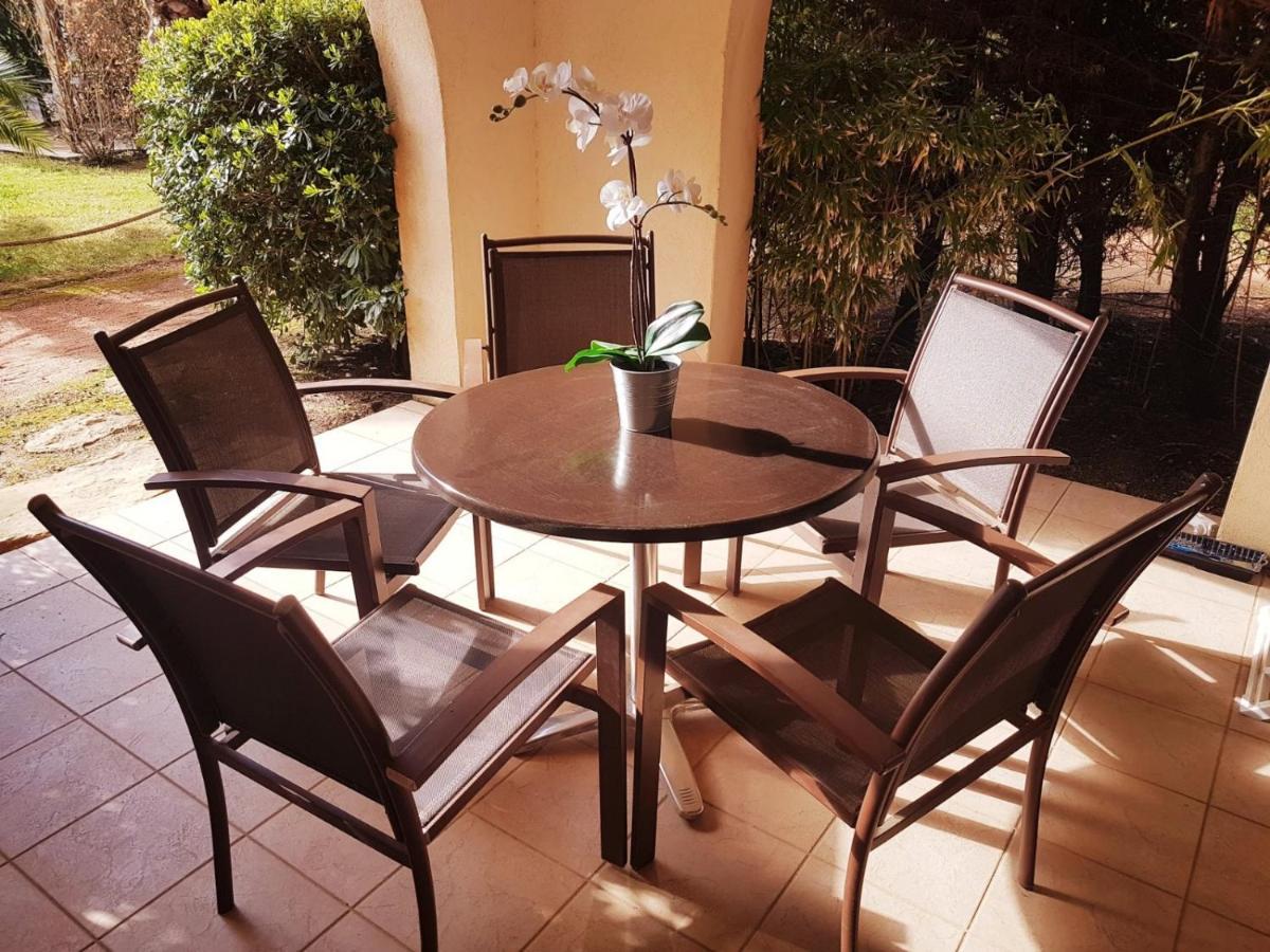 Apartamento Les Ecrins De La Badine - Hameaux Hyères Exterior foto