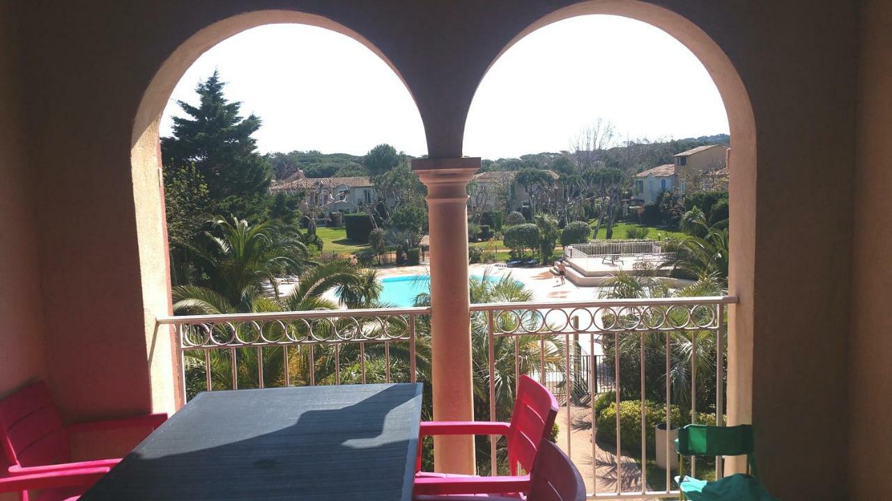 Apartamento Les Ecrins De La Badine - Hameaux Hyères Exterior foto