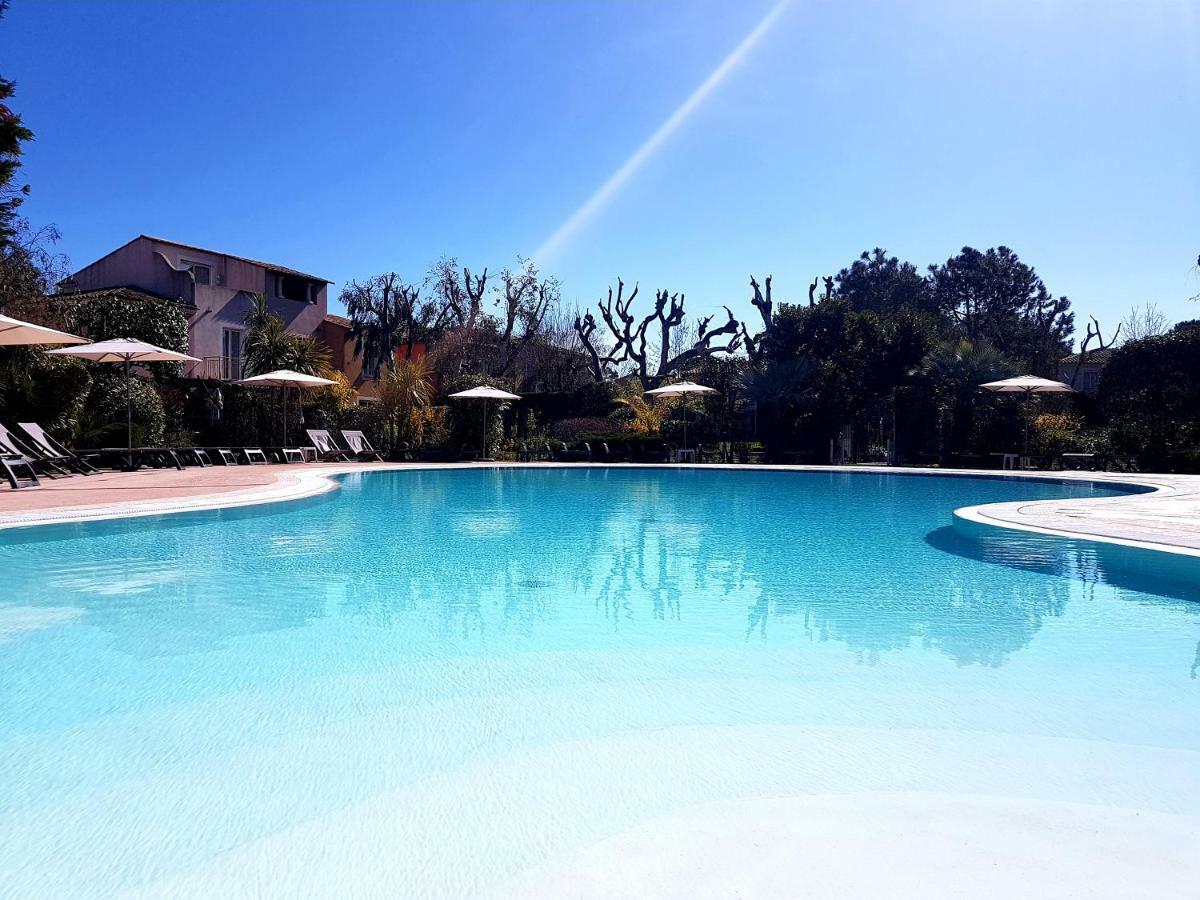 Apartamento Les Ecrins De La Badine - Hameaux Hyères Exterior foto